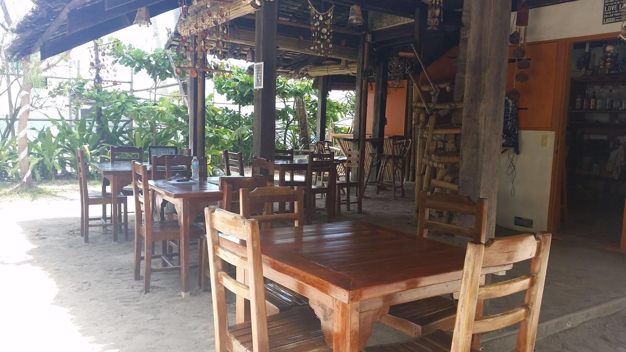Wind Rider'S Inn Balabag  ภายนอก รูปภาพ